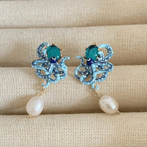 ENAMELED BLUE OCTOPUS, BLUE CUT GLASS STONE AND MOTHER OF PEARL BEAD POST EARRIN - Picture 1 of 4